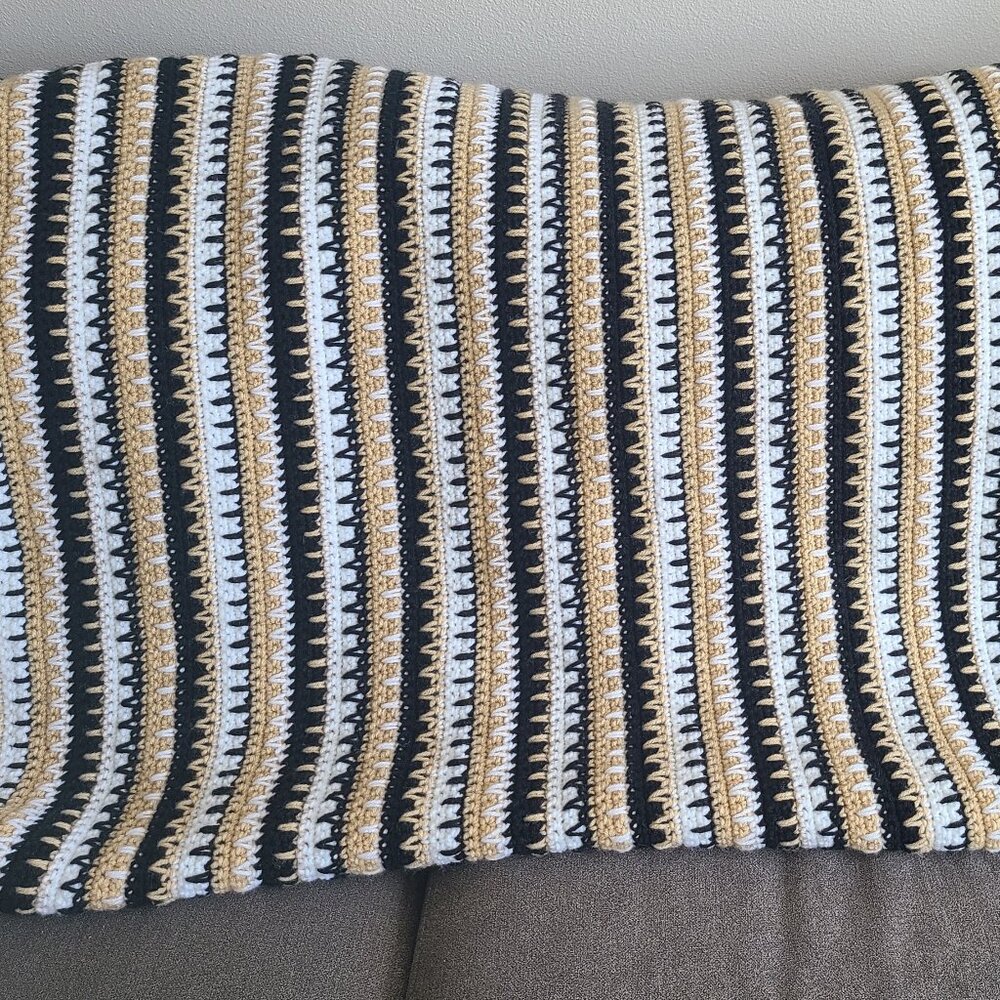 SPECIAL SALE!  Black, Beige & White Lapghan – Handmade Cozy Throw